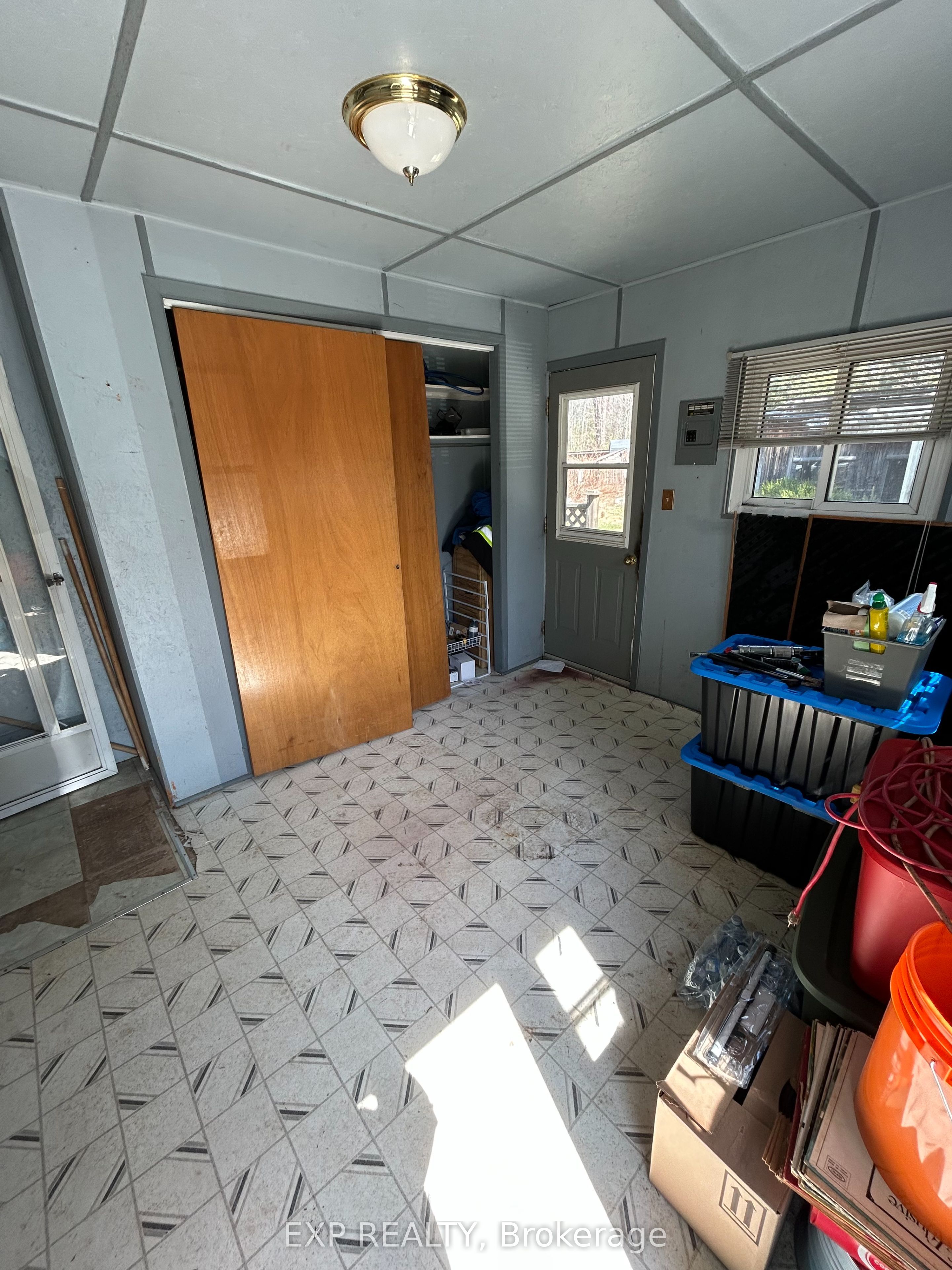 14 Barrett Lane