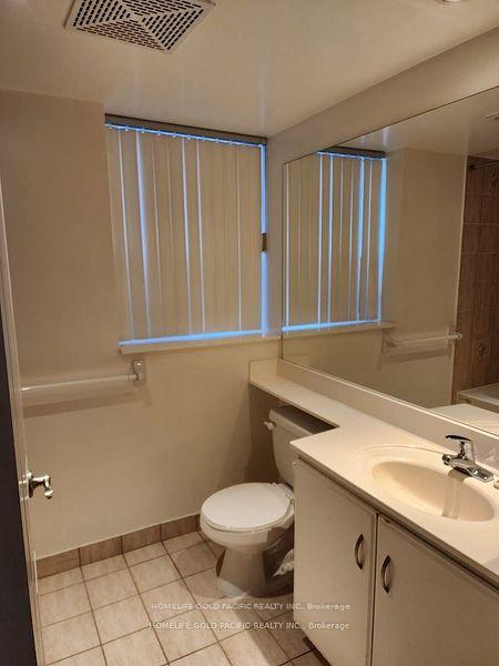 1 Bedroom Condo at 270 Wellington,  Toronto For sale