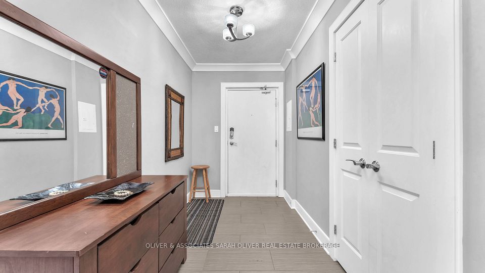 #313 - 320 Sugarcreek Trail, London North, ON N6H 0G4