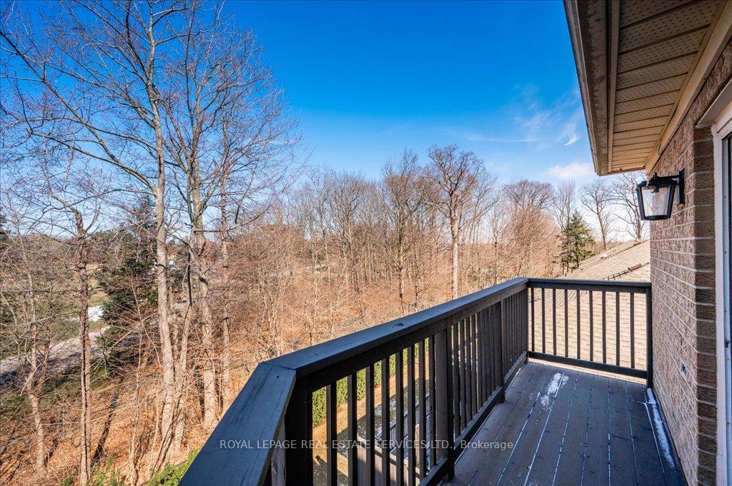 3 Bedrooms Condo at 1267 Dorval, Oakville For sale