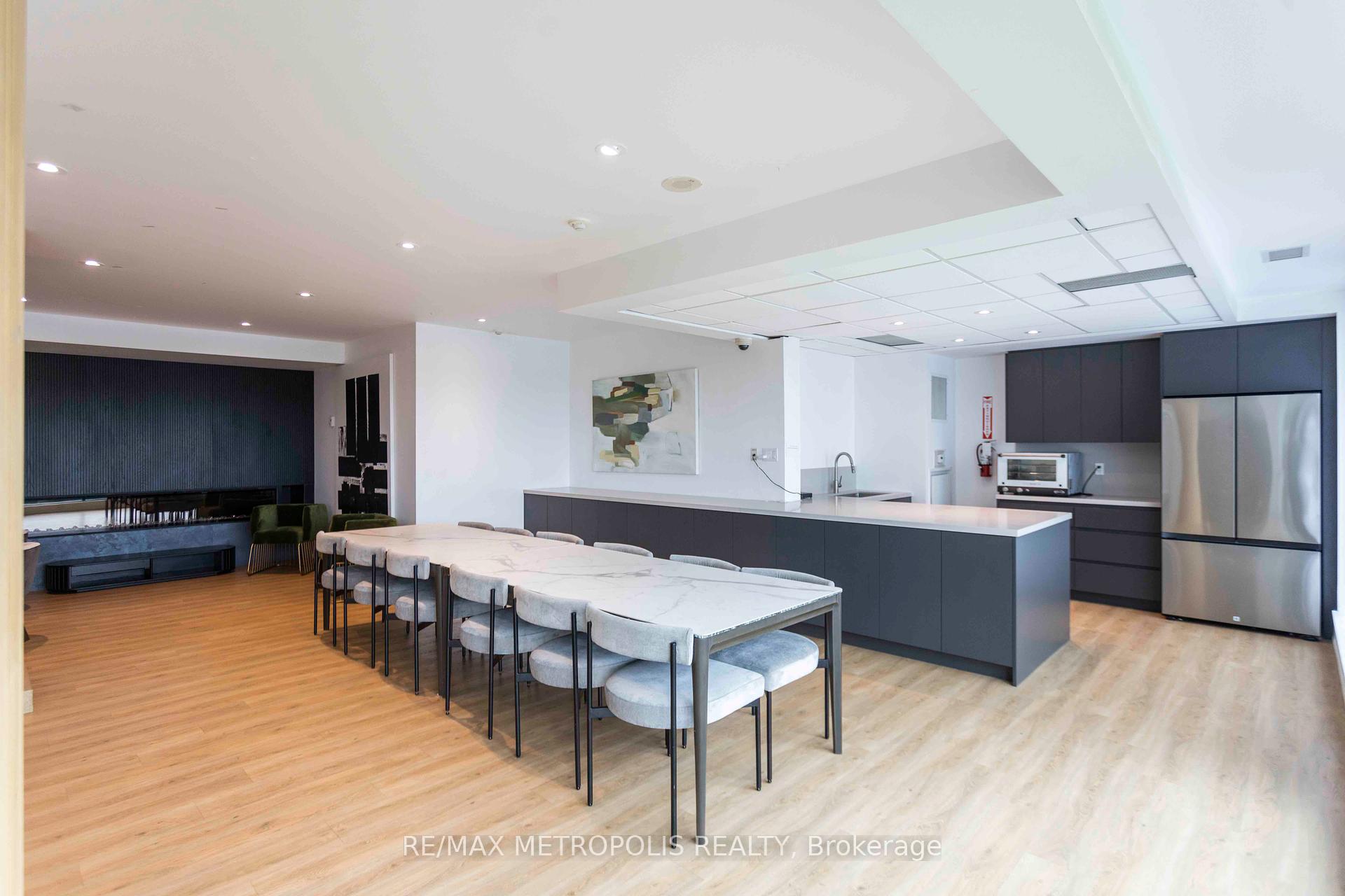 1 Bedroom Condo at 55 East Liberty, Toronto For sale