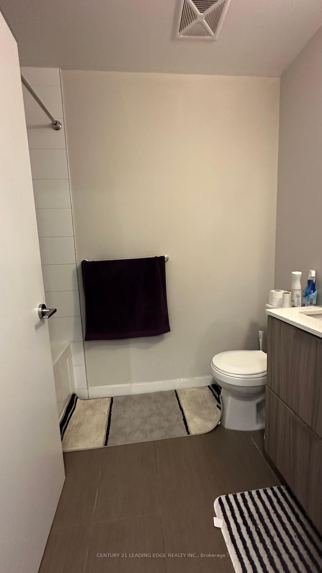 2 Bedrooms Condo at 50 FOREST MANOR,  Toronto For sale