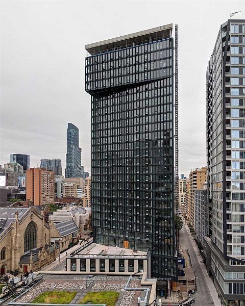 60 Shuter Street