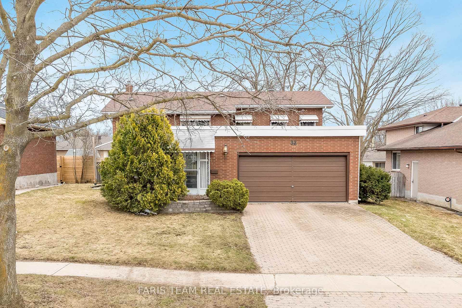 37 Varden Avenue, Barrie, ON L4M 4P2