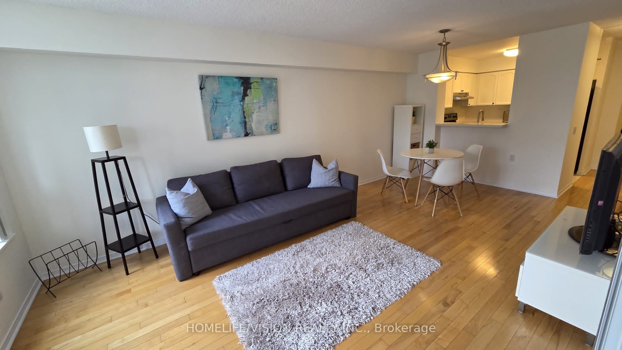 35 Finch Avenue E, #703