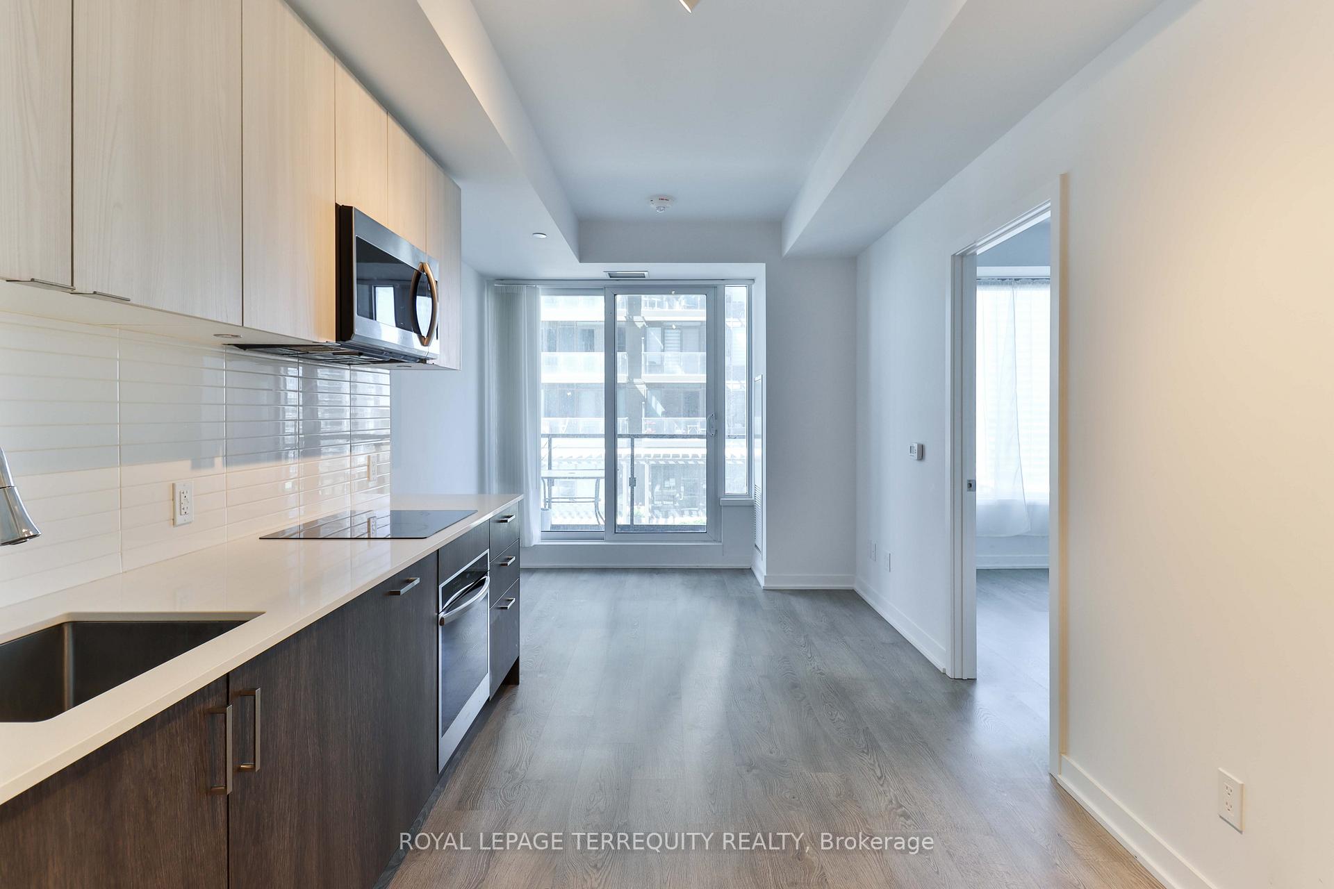 1 Bedroom Condo at 1926 Lake Shore, Toronto For sale