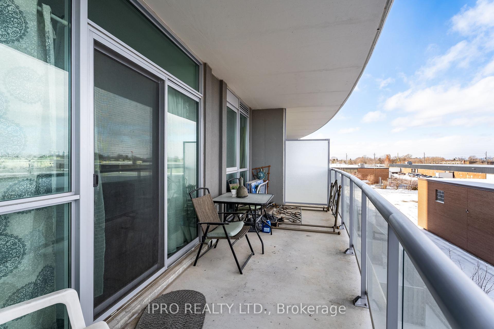 1 Bedroom Condo at 1328 Birchmount,  Toronto For sale