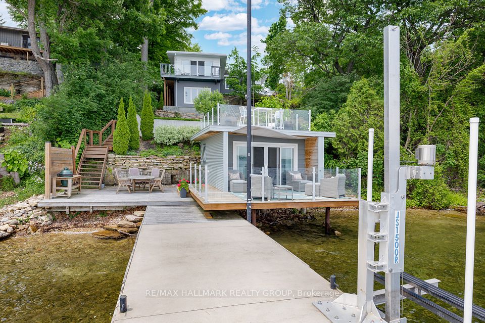 197 Brockmere Cliff Road, Elizabethtown-Kitley, ON K6V 5T3
