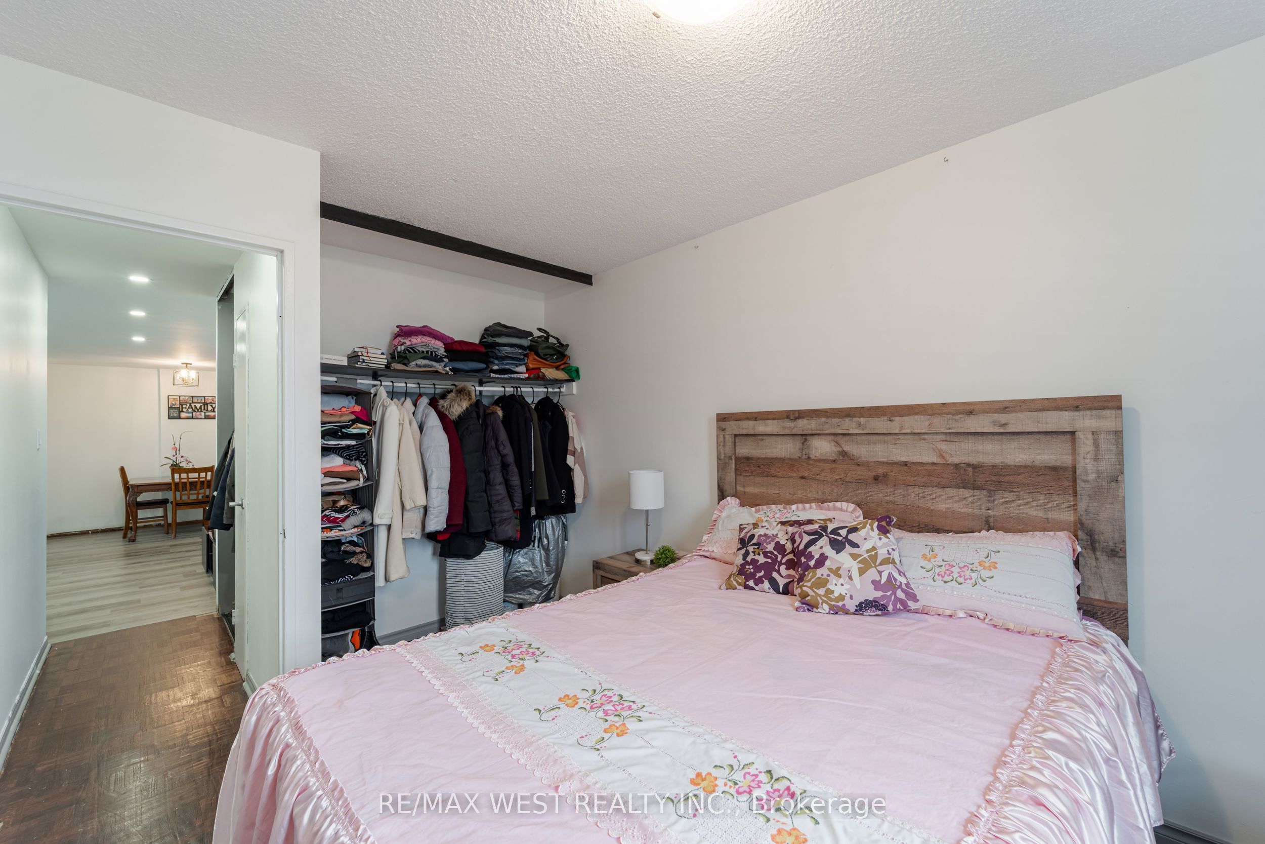 1615 Bloor Street, #1001
