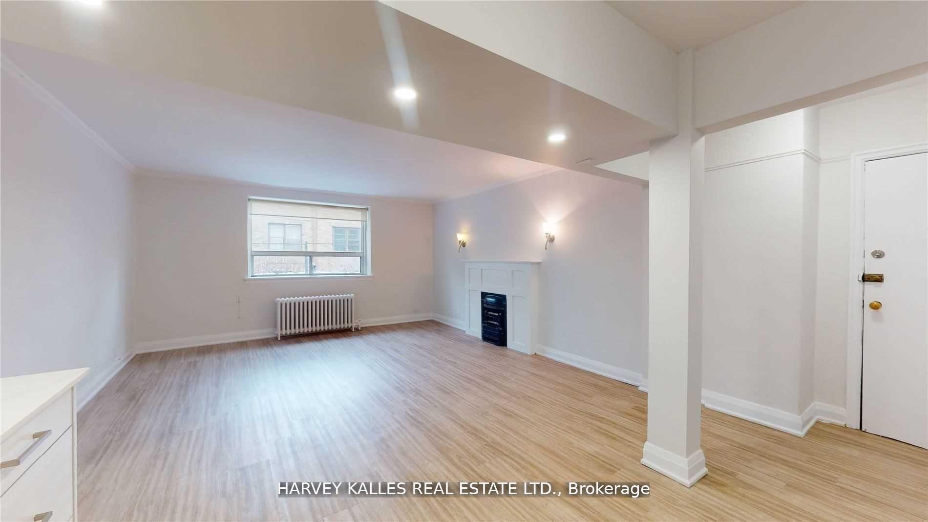 320 Lonsdale Road 2