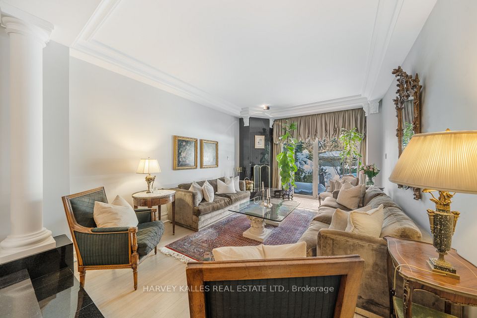 46 Clarendon Avenue