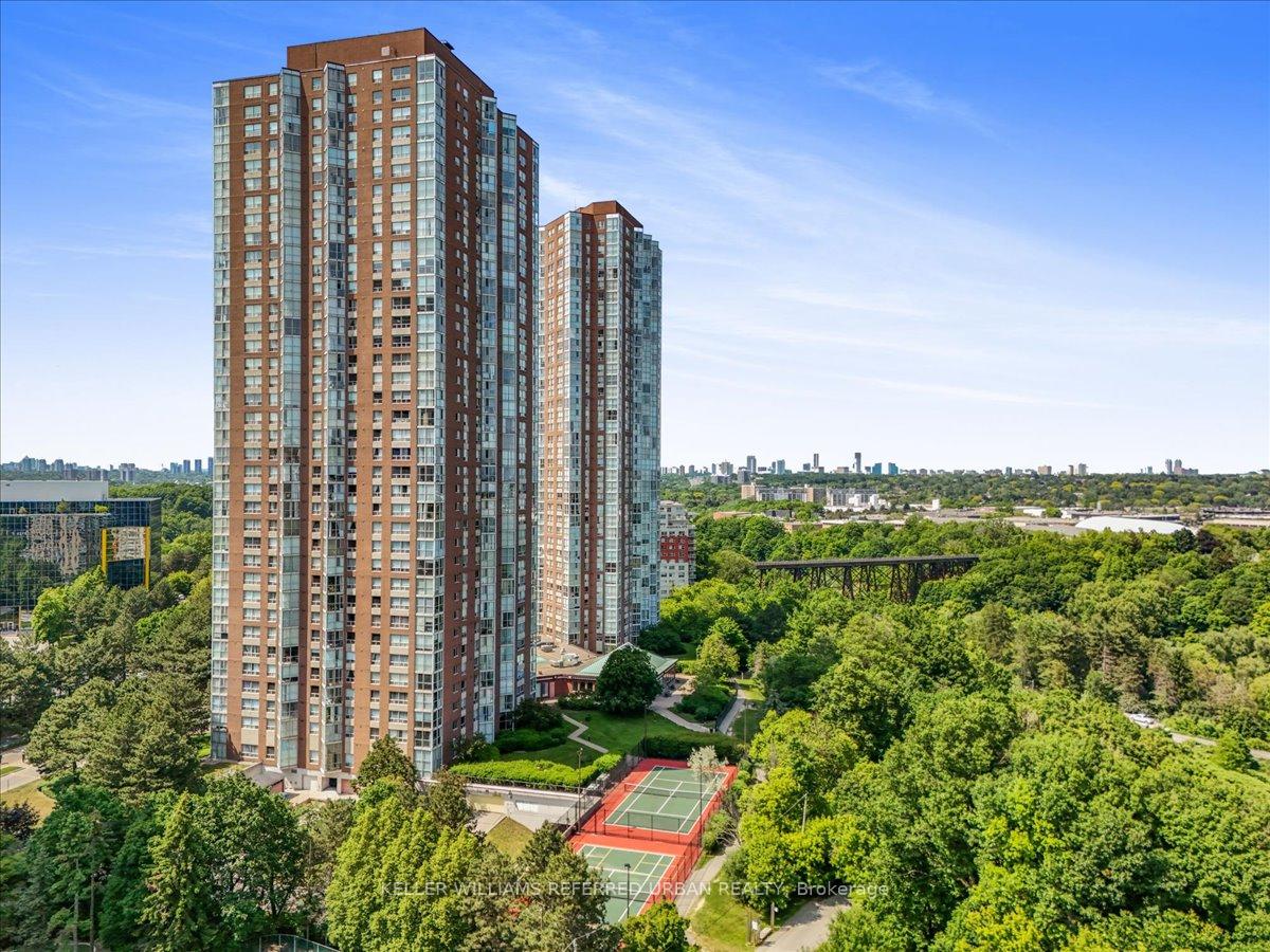 1 Bedroom Condo at 5 Concorde, Toronto For sale