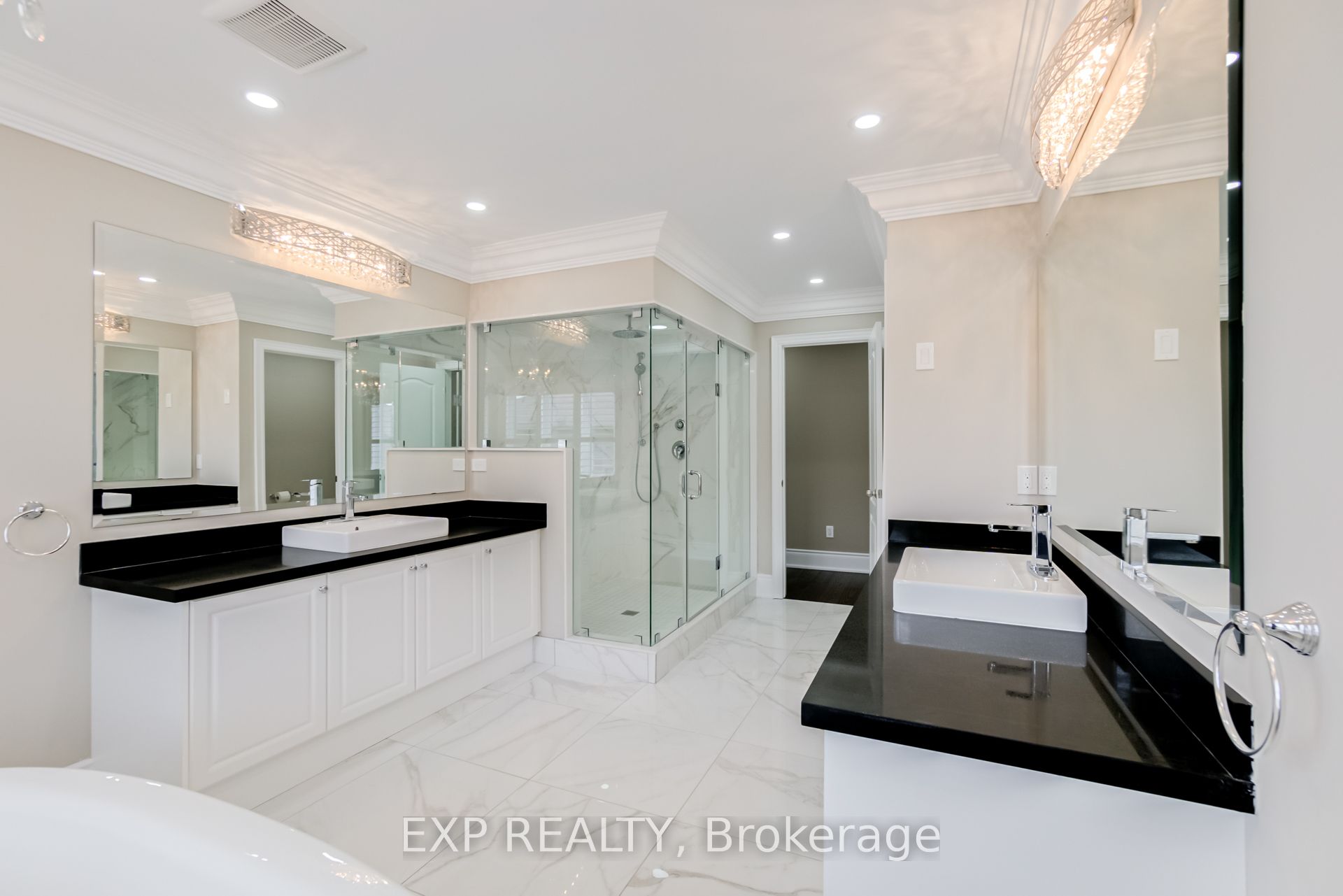 41 Prunella Crescent, East Gwillimbury, ON L9N 1G1