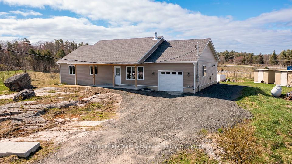 28 Meadowcrest
