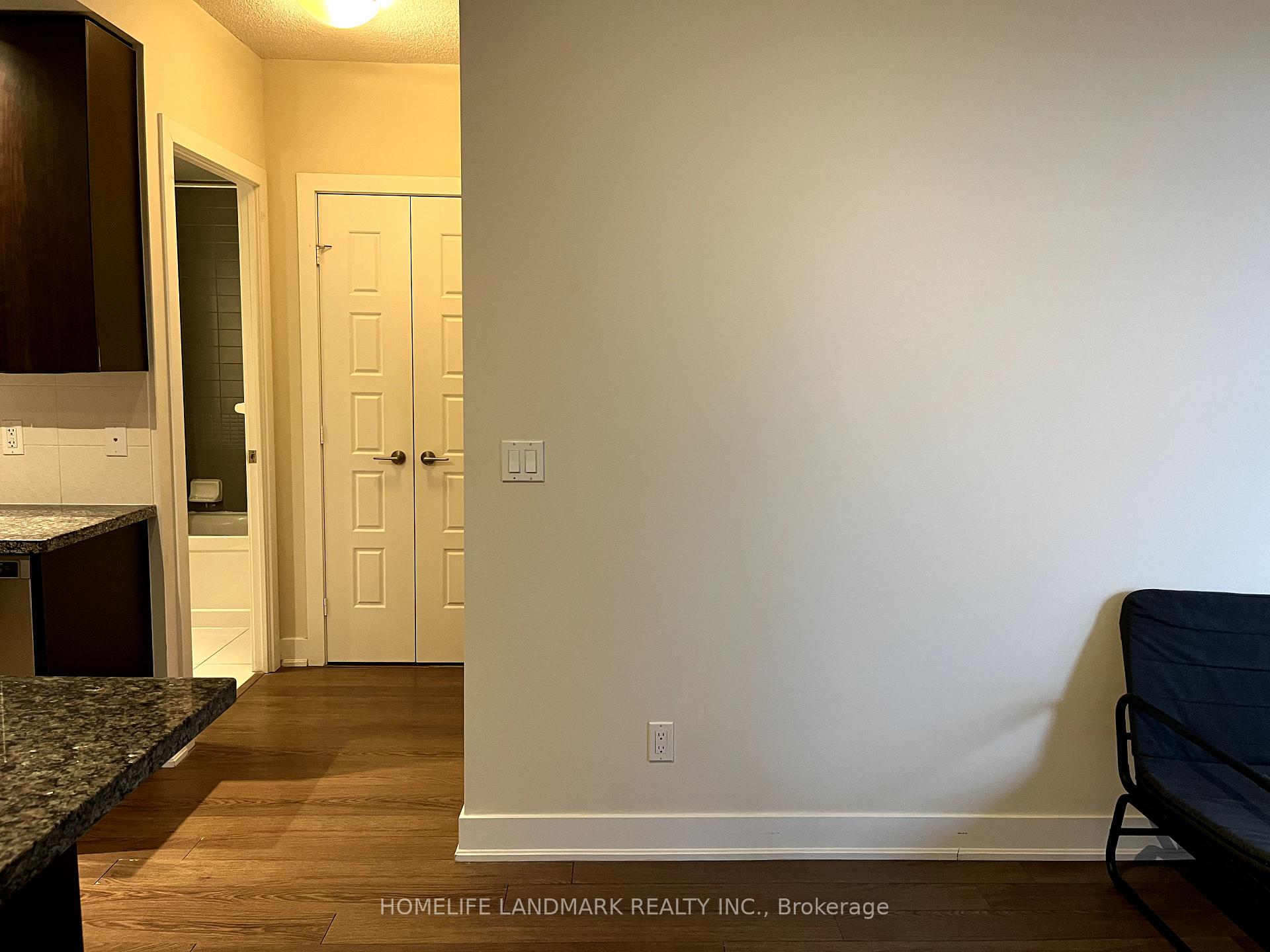 1 Bedroom Condo at 28 Linden, Toronto For sale