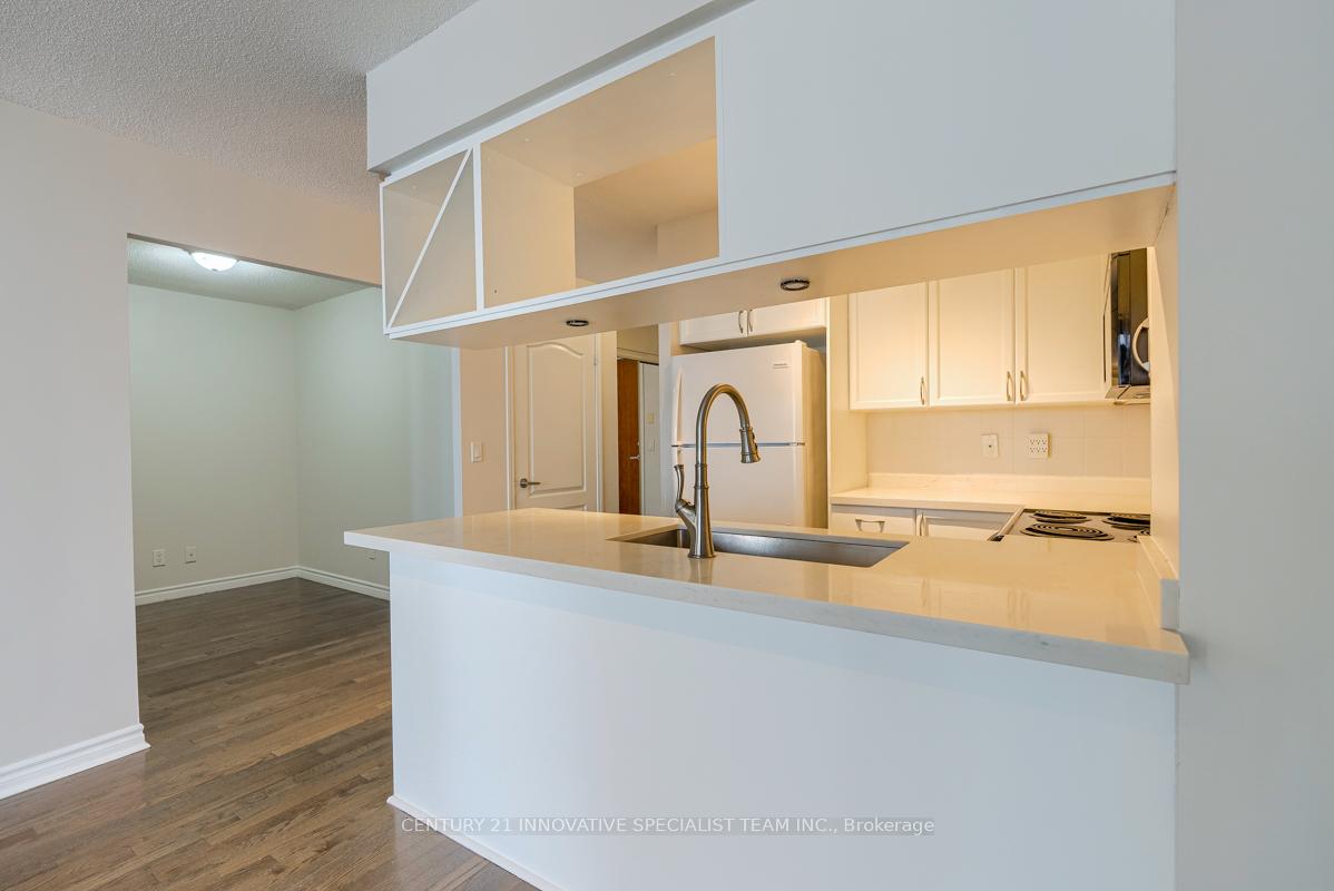 2 Bedrooms Condo at 4080 Living Arts,  Mississauga For sale