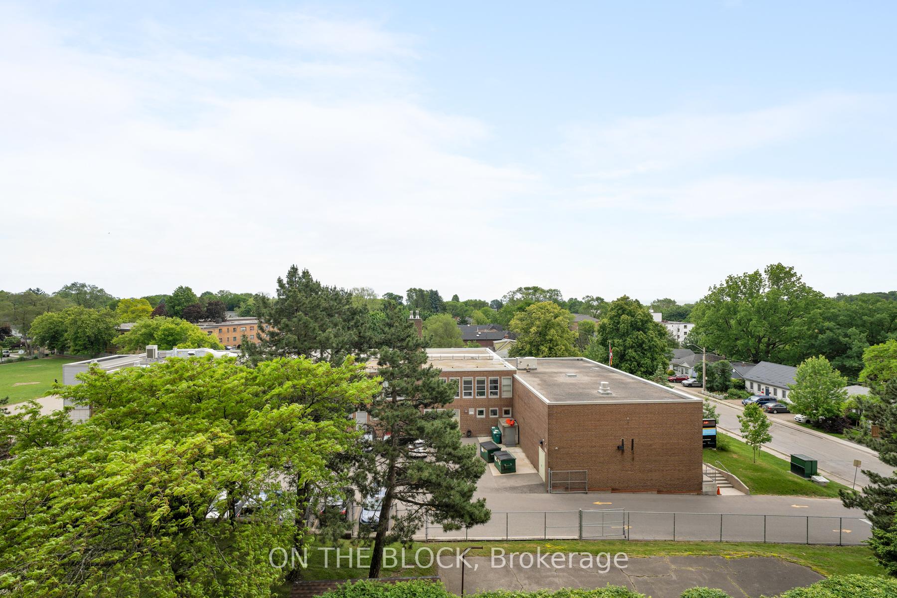 2 Bedrooms Condo at 3845 Lake Shore, Toronto For sale