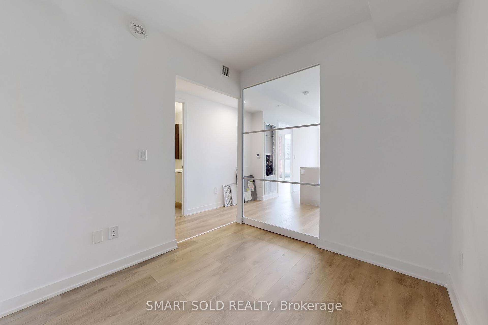 3 Bedrooms Condo at 8 Tippett, Toronto For sale