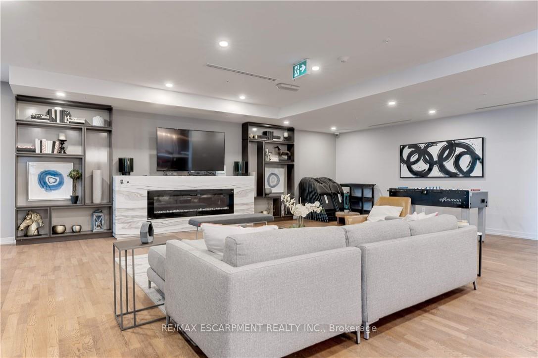 1 Bedroom Condo at 457 Plains, Burlington For sale