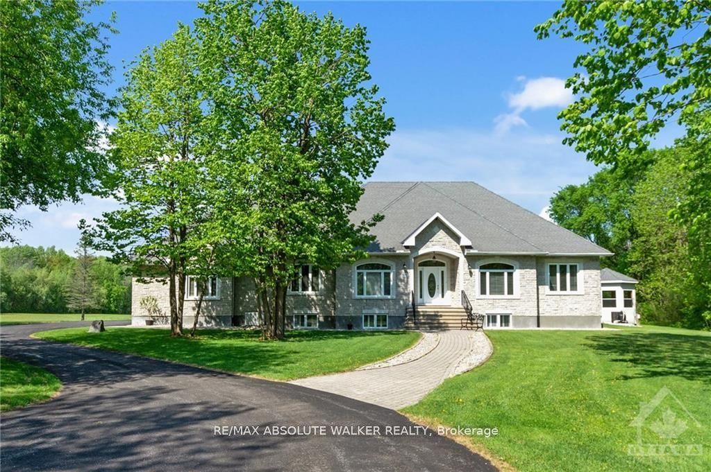 2501 Kearns Way, GreelyMetcalfeOsgoodeVernonandArea, ON K4P 1R9