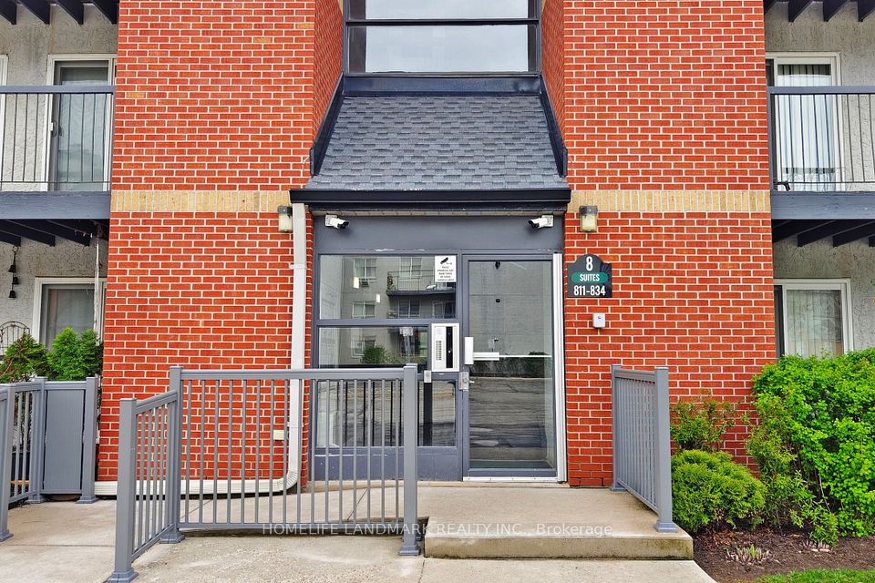 #823 - 1450 Glen Abbey Gate, Oakville, ON L6M 2V7