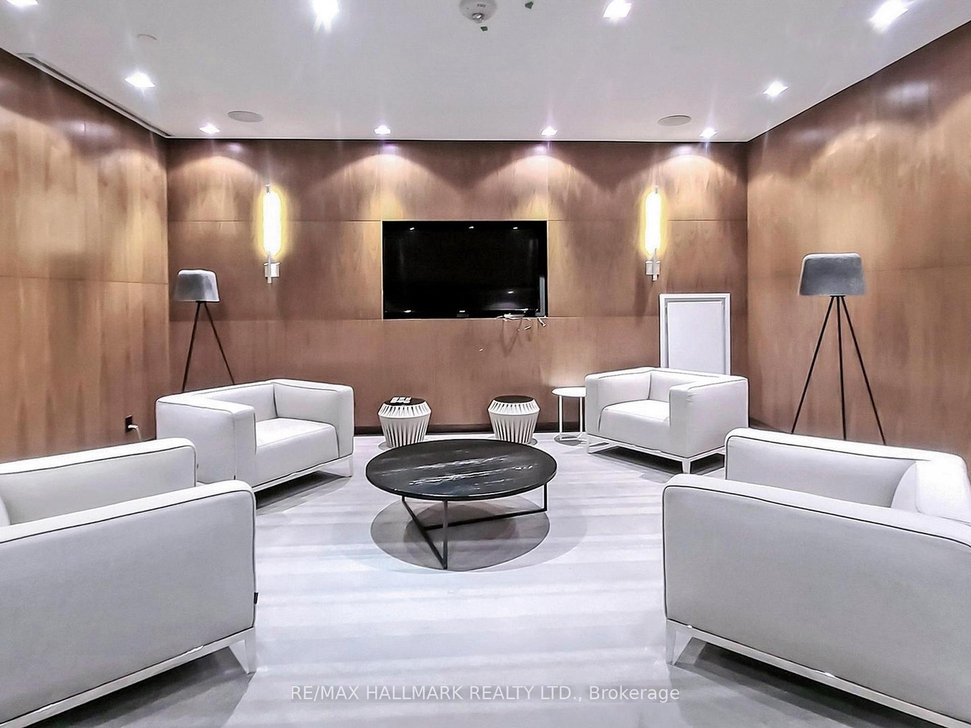 2 Bedrooms Condo at 8 Mercer, Toronto For sale