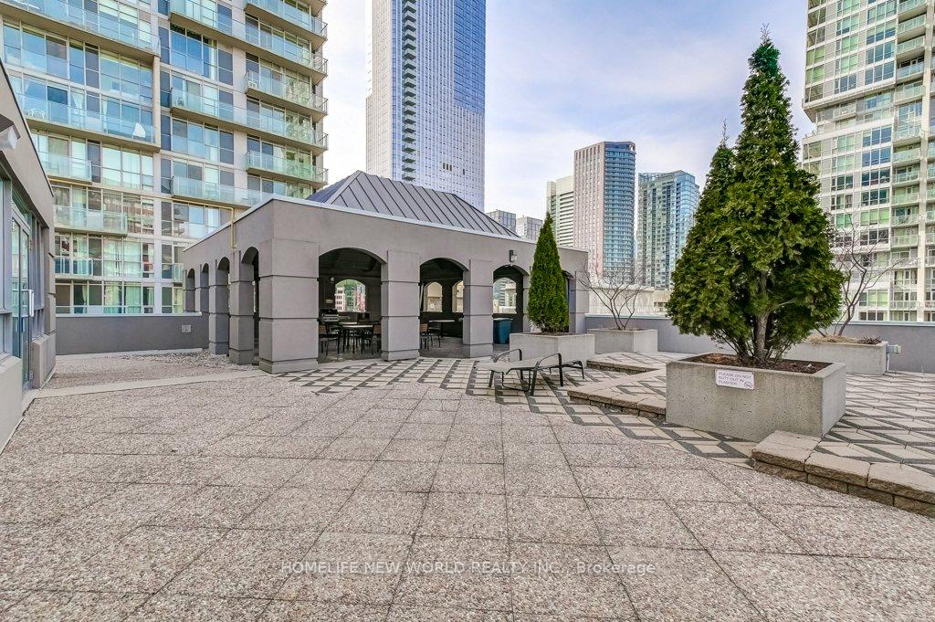 1 Bedroom Condo at 140 Simcoe,  Toronto For sale