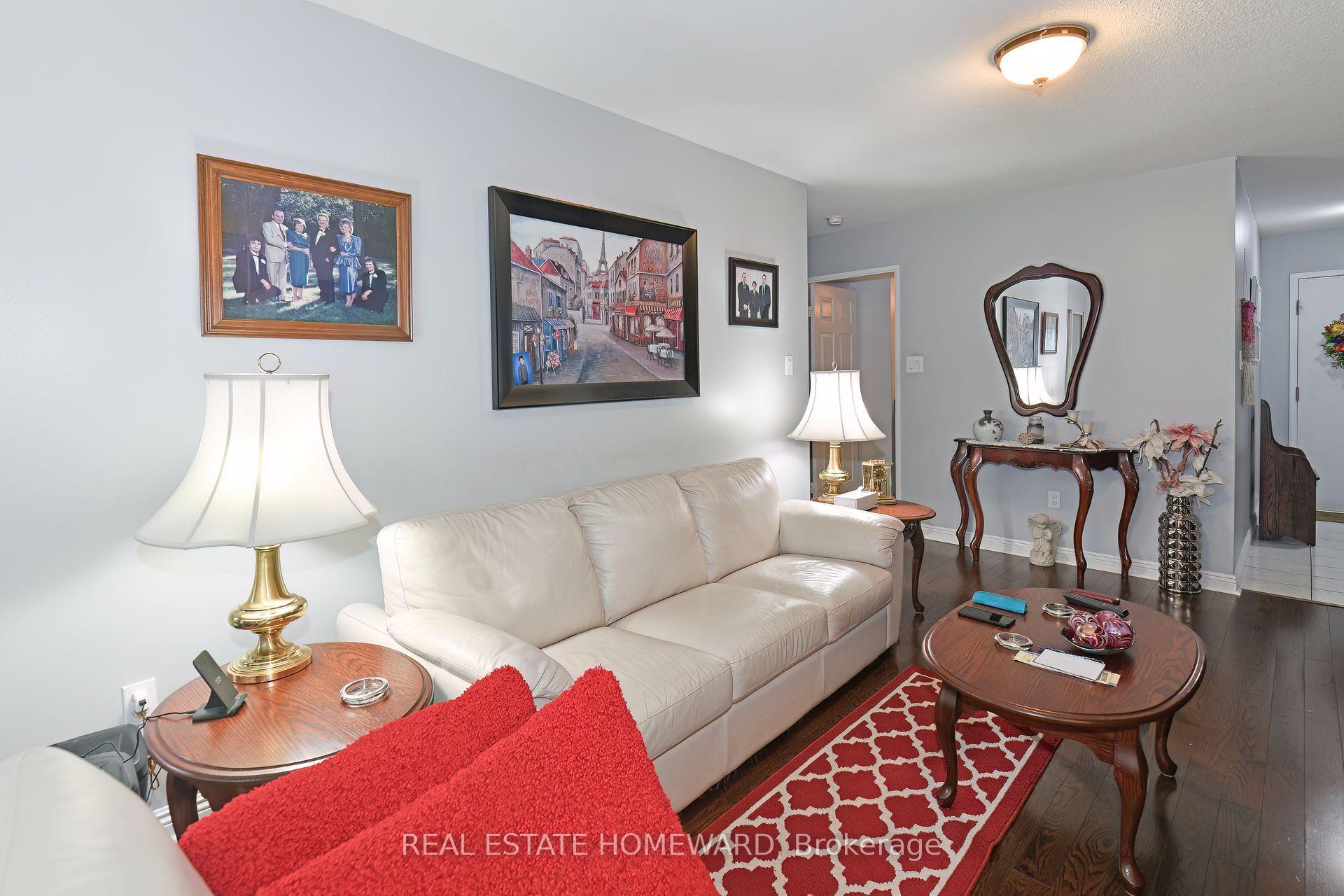 3 Bedrooms Condo at 3233 eglinton, Toronto For sale