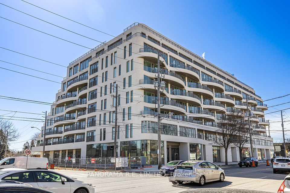 689 The Queensway