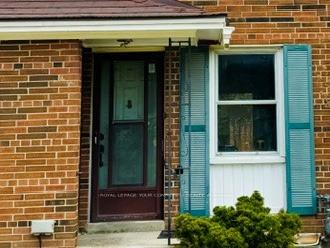 2 Bedrooms Condo at 537 Steeles,  Toronto For sale