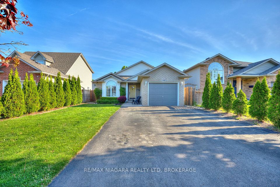 349 Lea Crescent, Welland, ON L3C 7J8