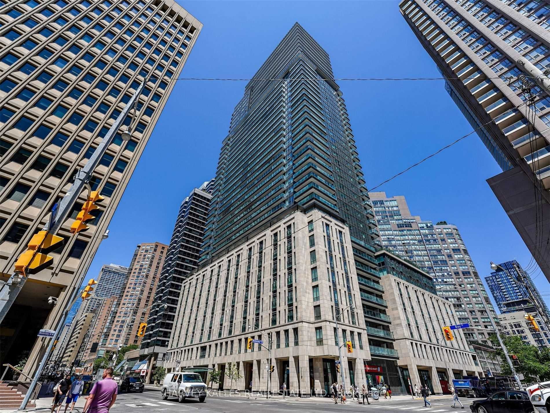 955 Bay Street 622
