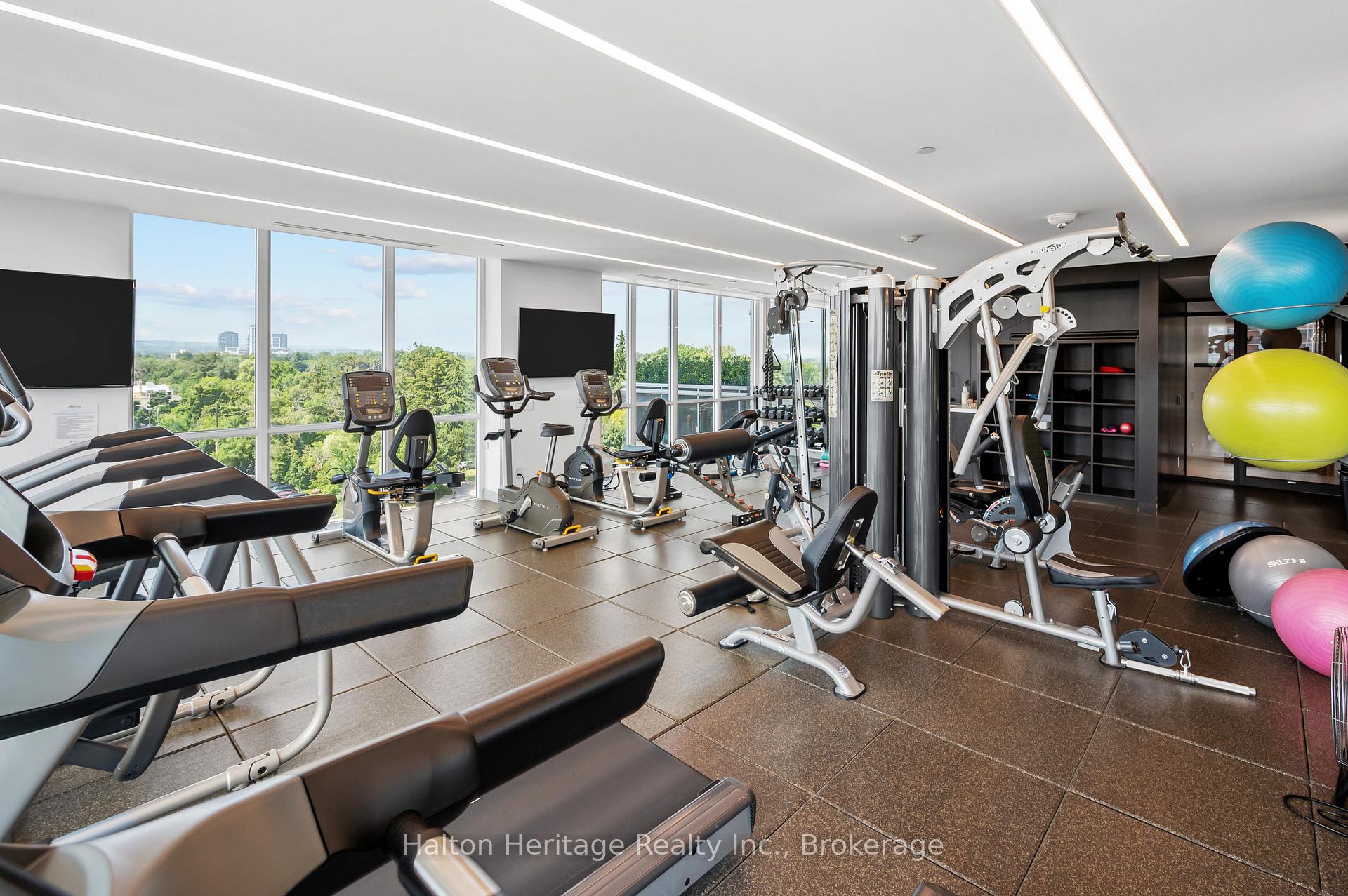 1 Bedroom Condo at 2025 Maria, Burlington For sale
