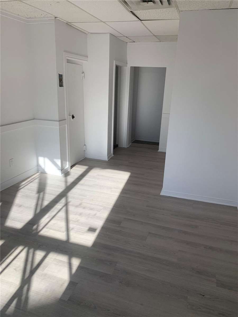 881 St Clair Avenue W Main #2