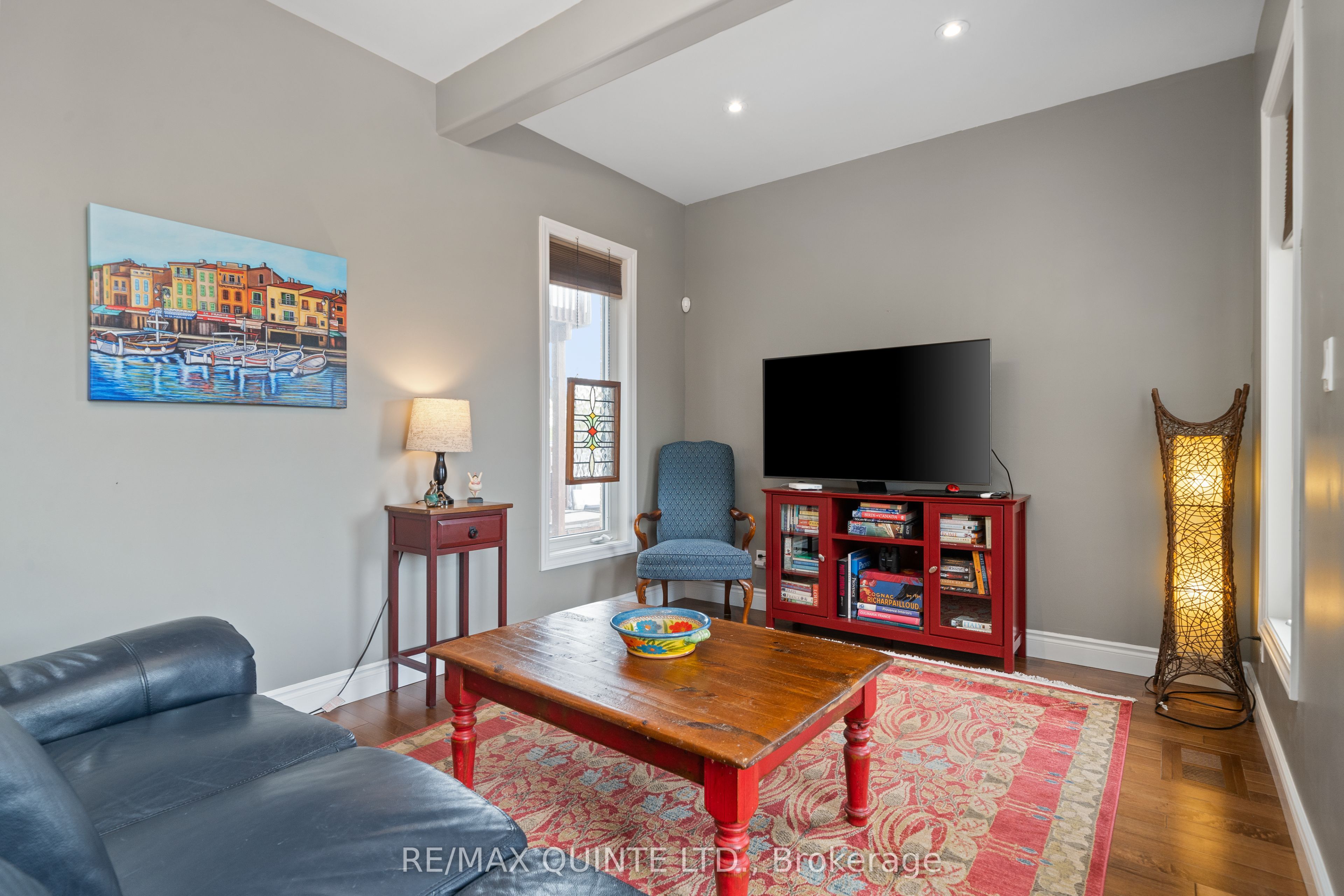 10 Meagher Place