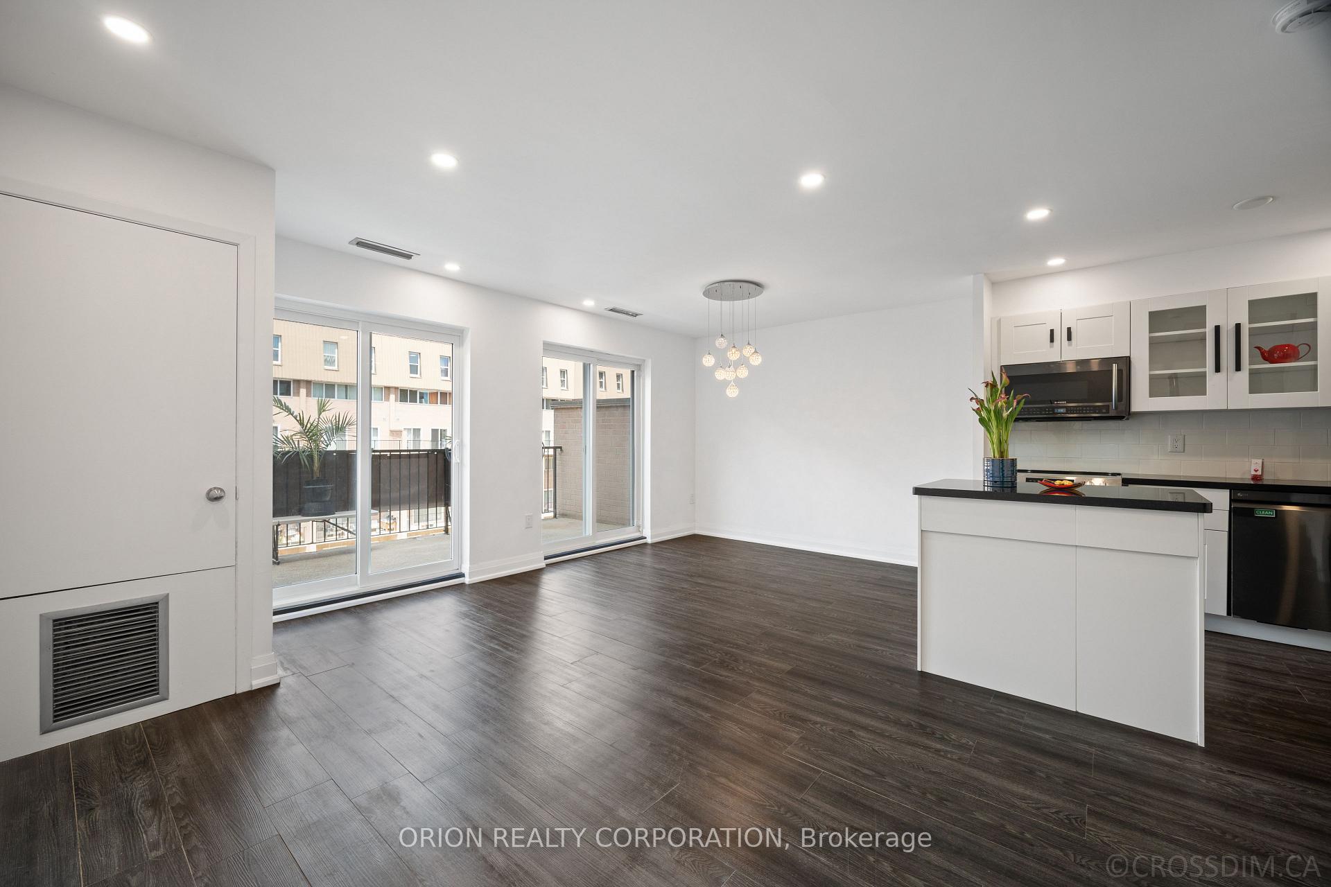 4 Bedrooms Condo at 165 Cherokee, Toronto For sale