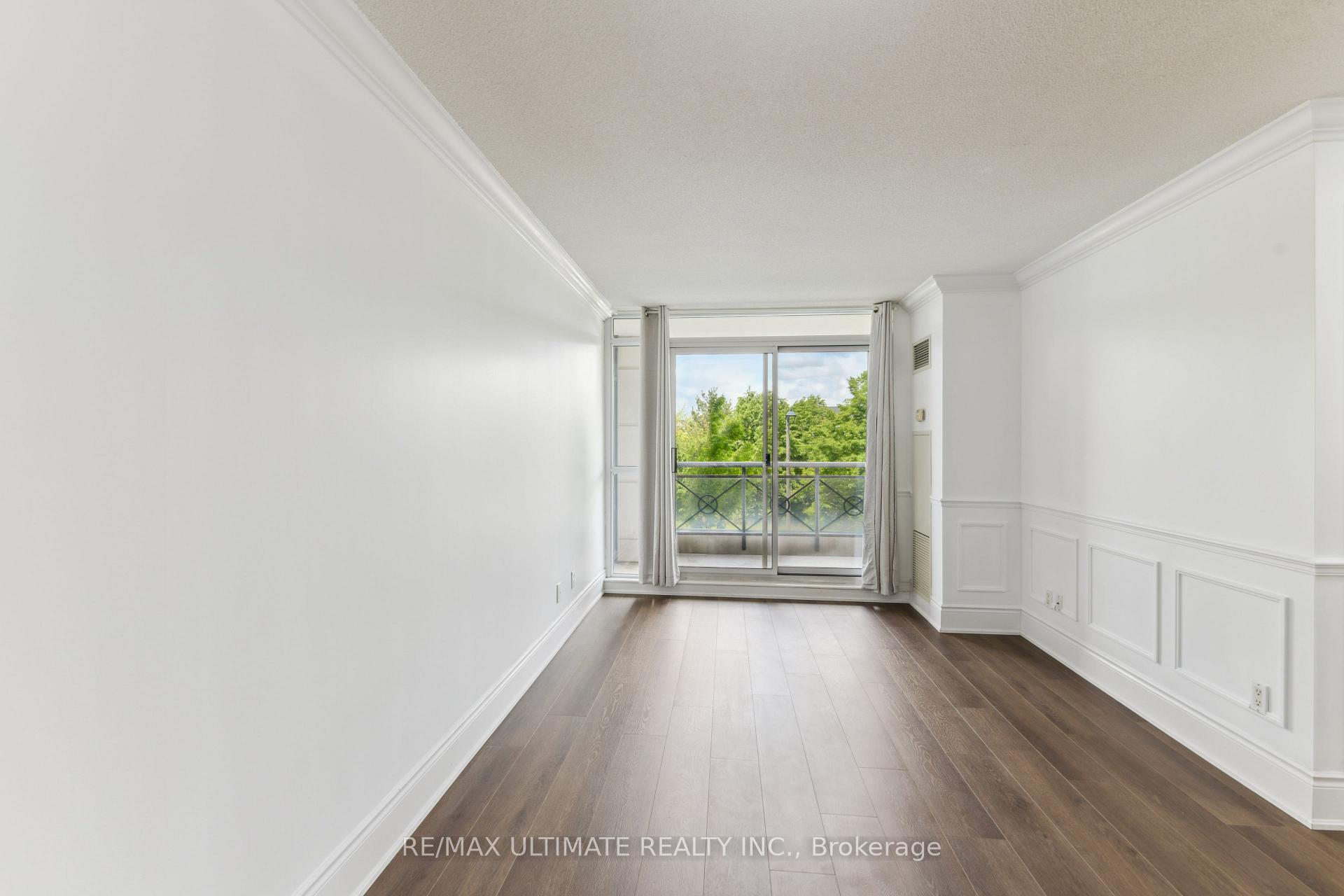 1 Bedroom Condo at 2325 Central Park, Oakville For sale