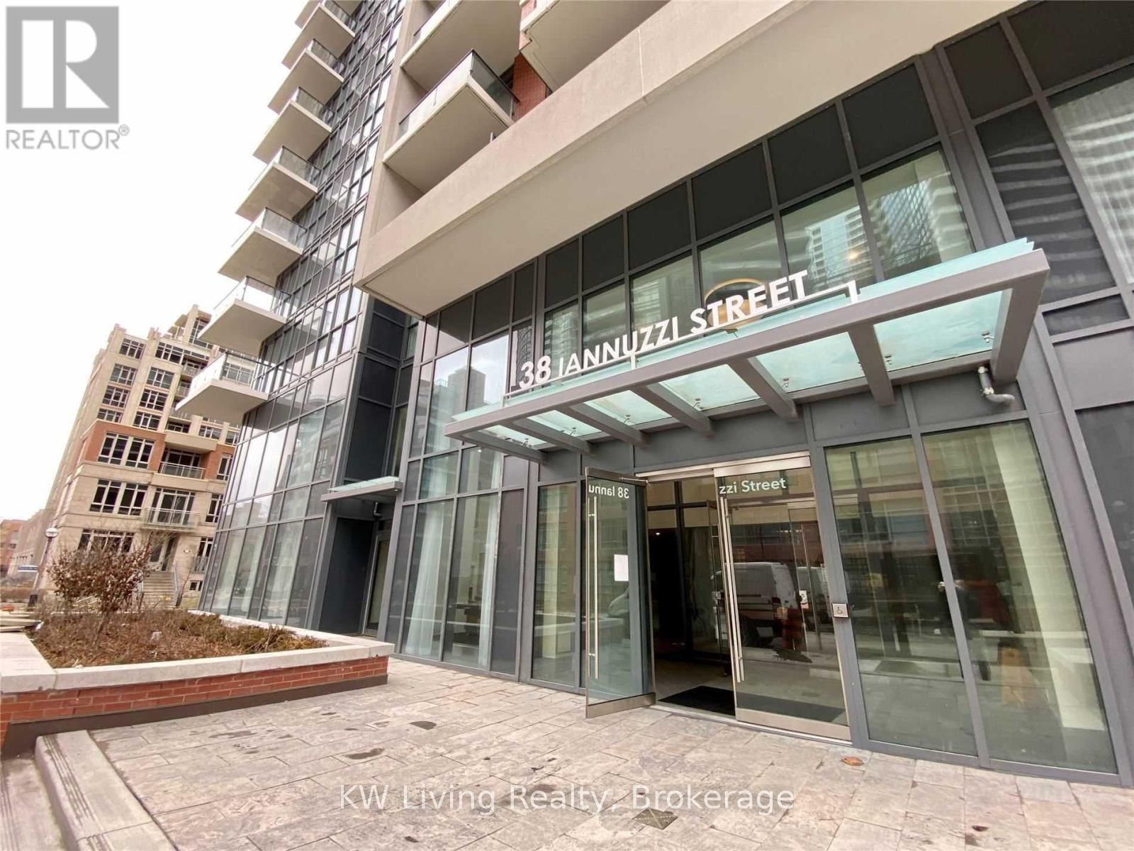 38 Iannuzzi Street, #1810