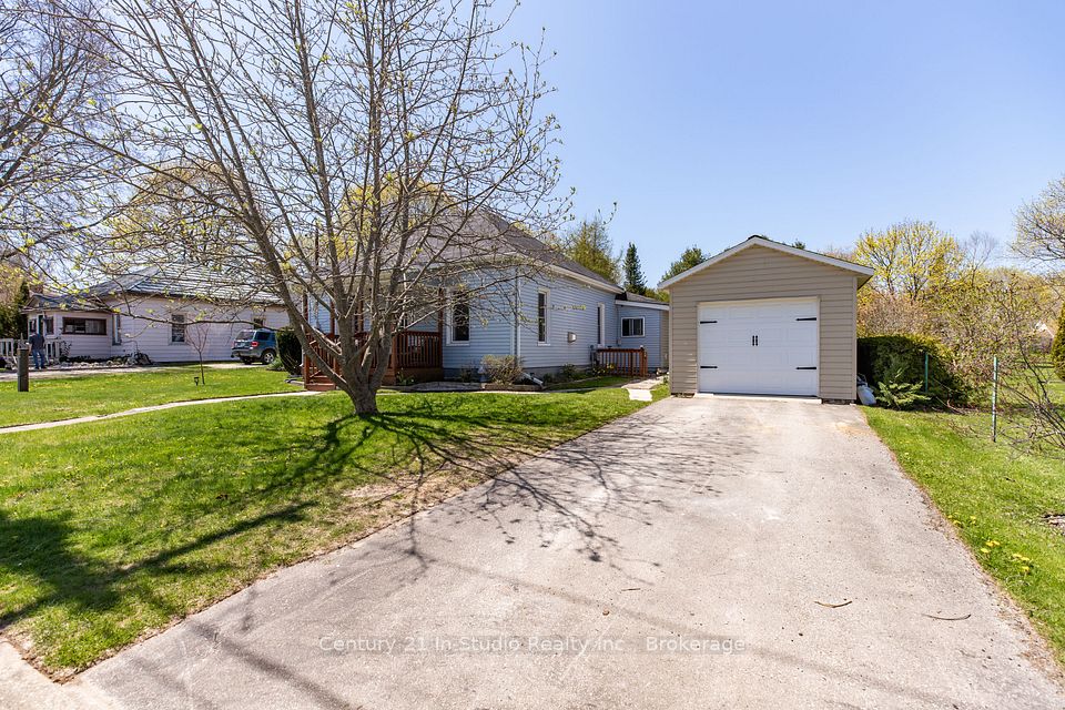 500 Isaac Street, South Bruce Peninsula, ON N0H 2T0