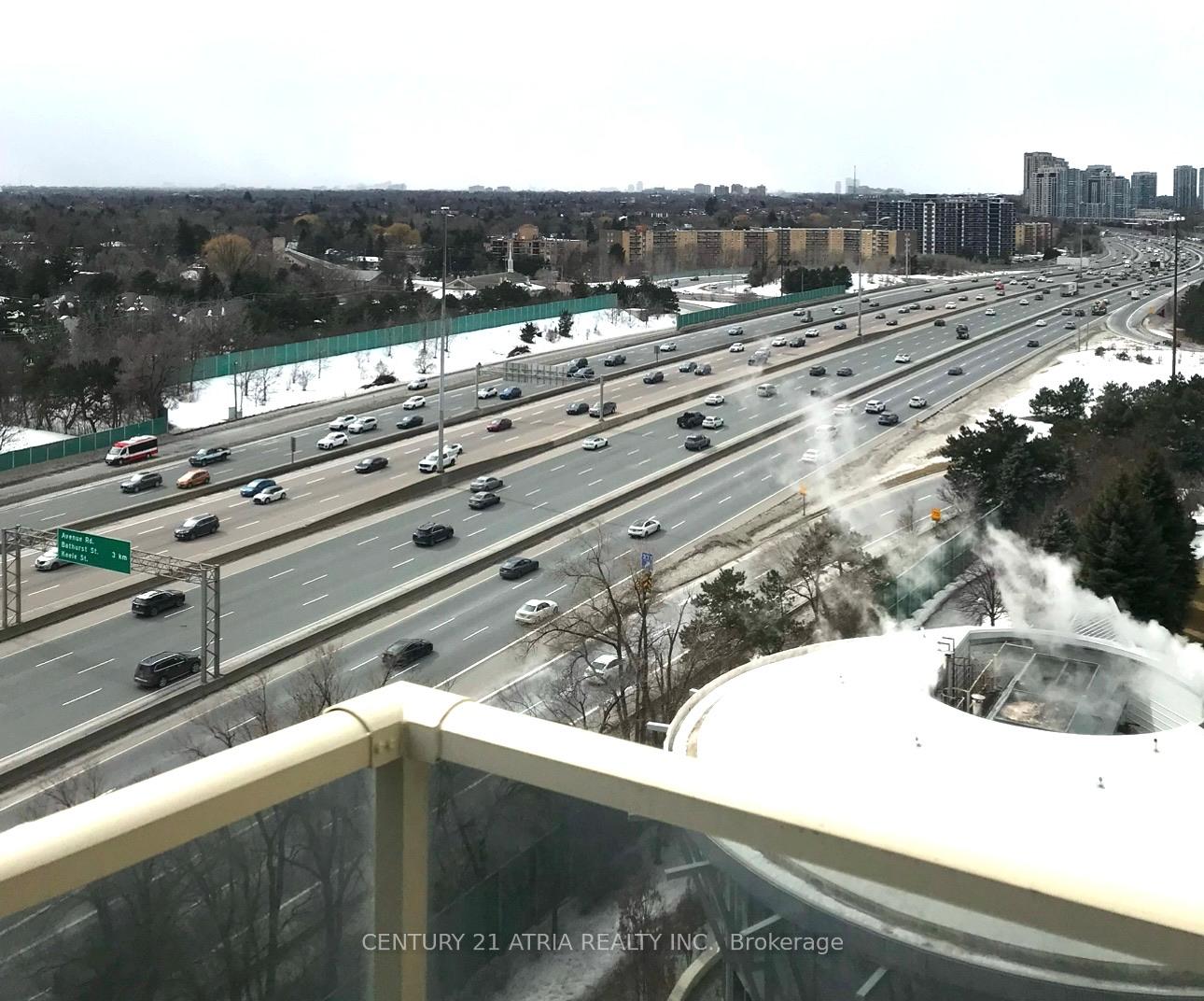 1 Bedroom Condo at 3 Rean, Toronto For sale
