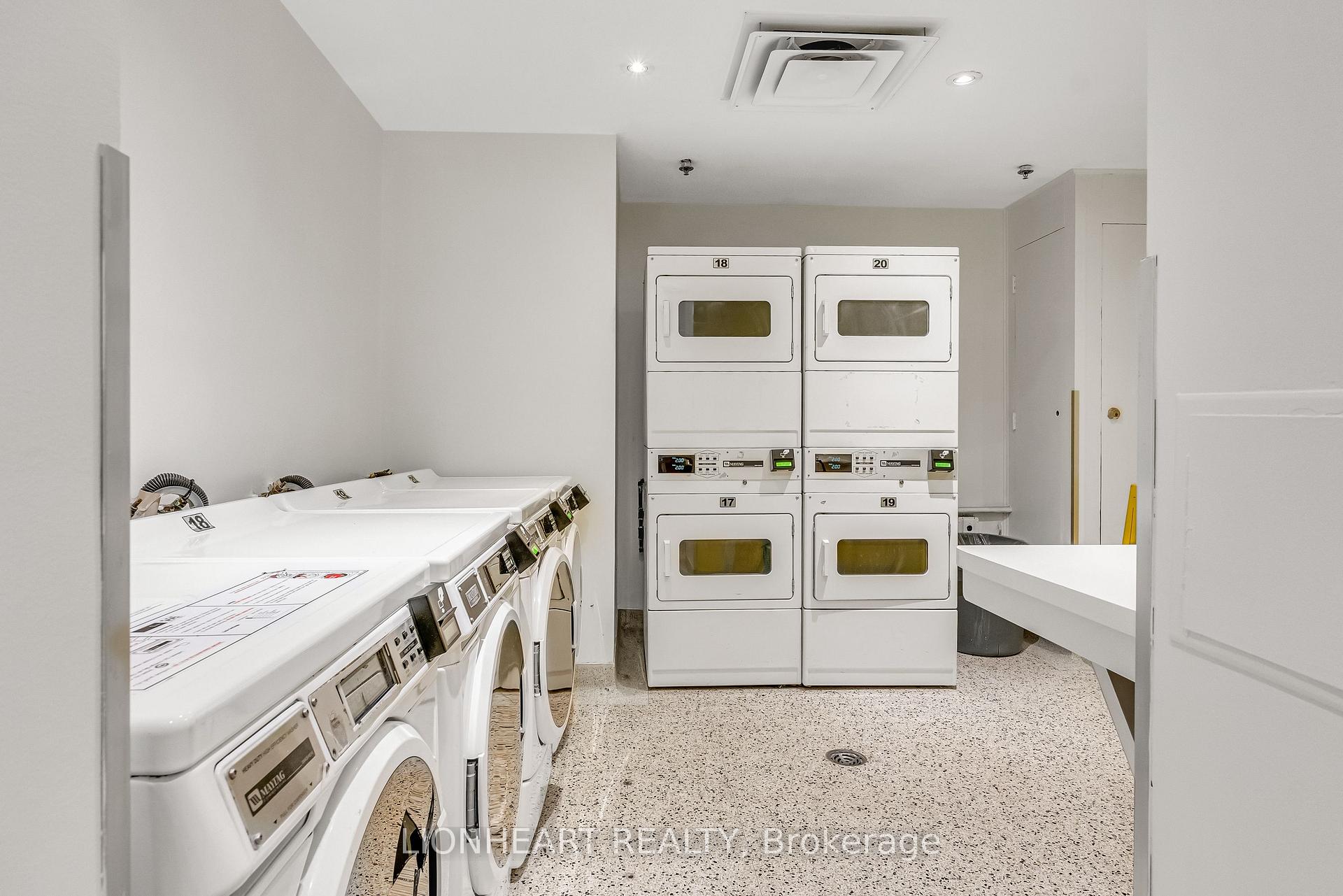 Condo at 40 Homewood, Toronto For sale