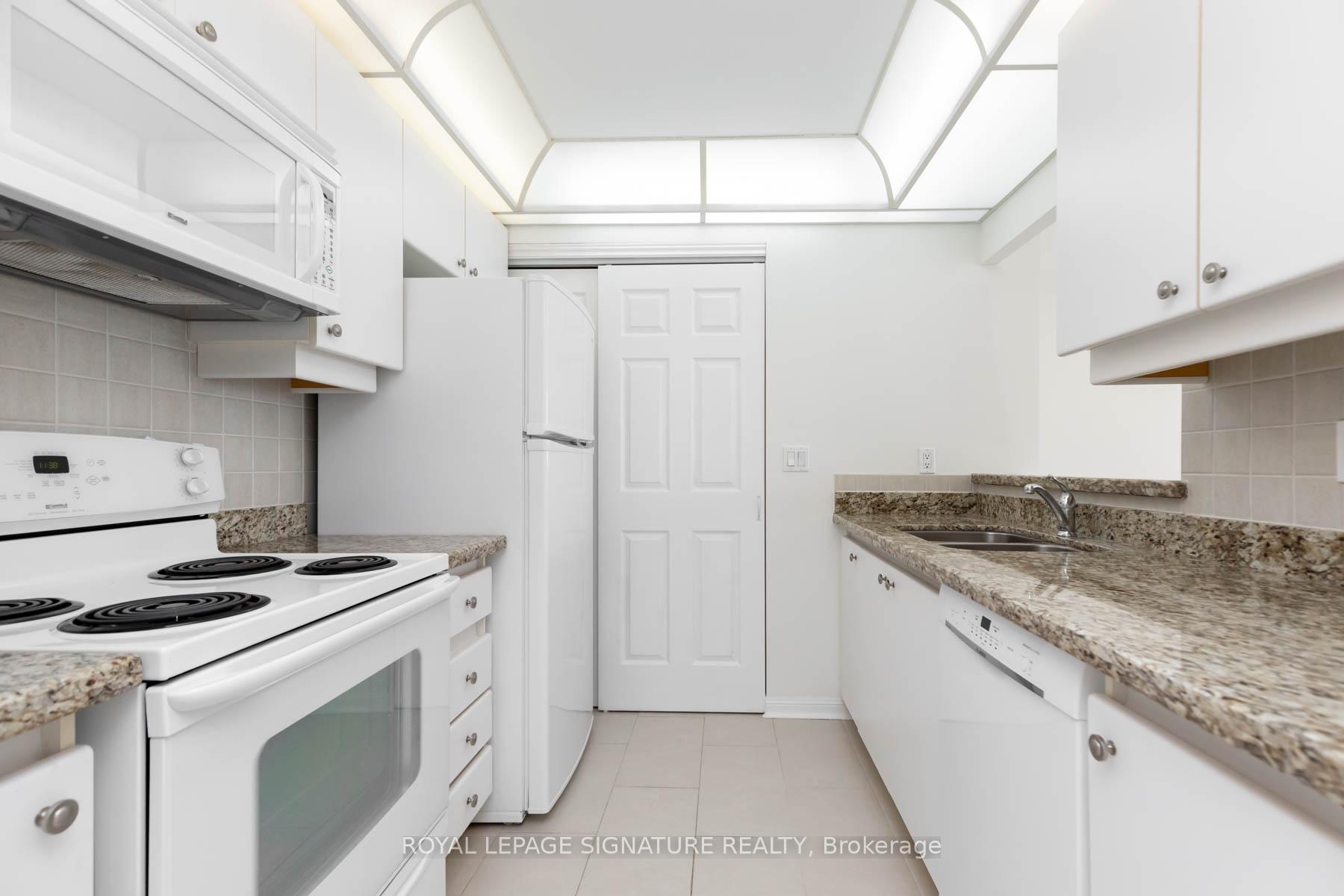 1 Bedroom Condo at 88 Corporate, Toronto For sale