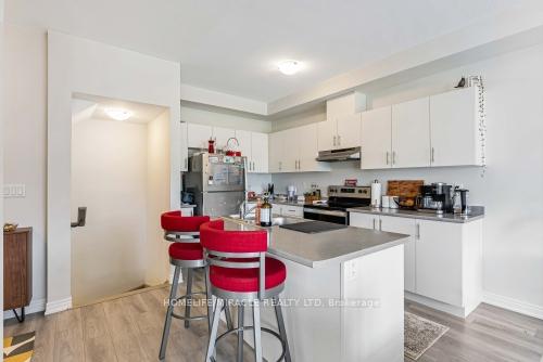 2 Bedrooms Condo at 40 Zinfendel, Hamilton For sale