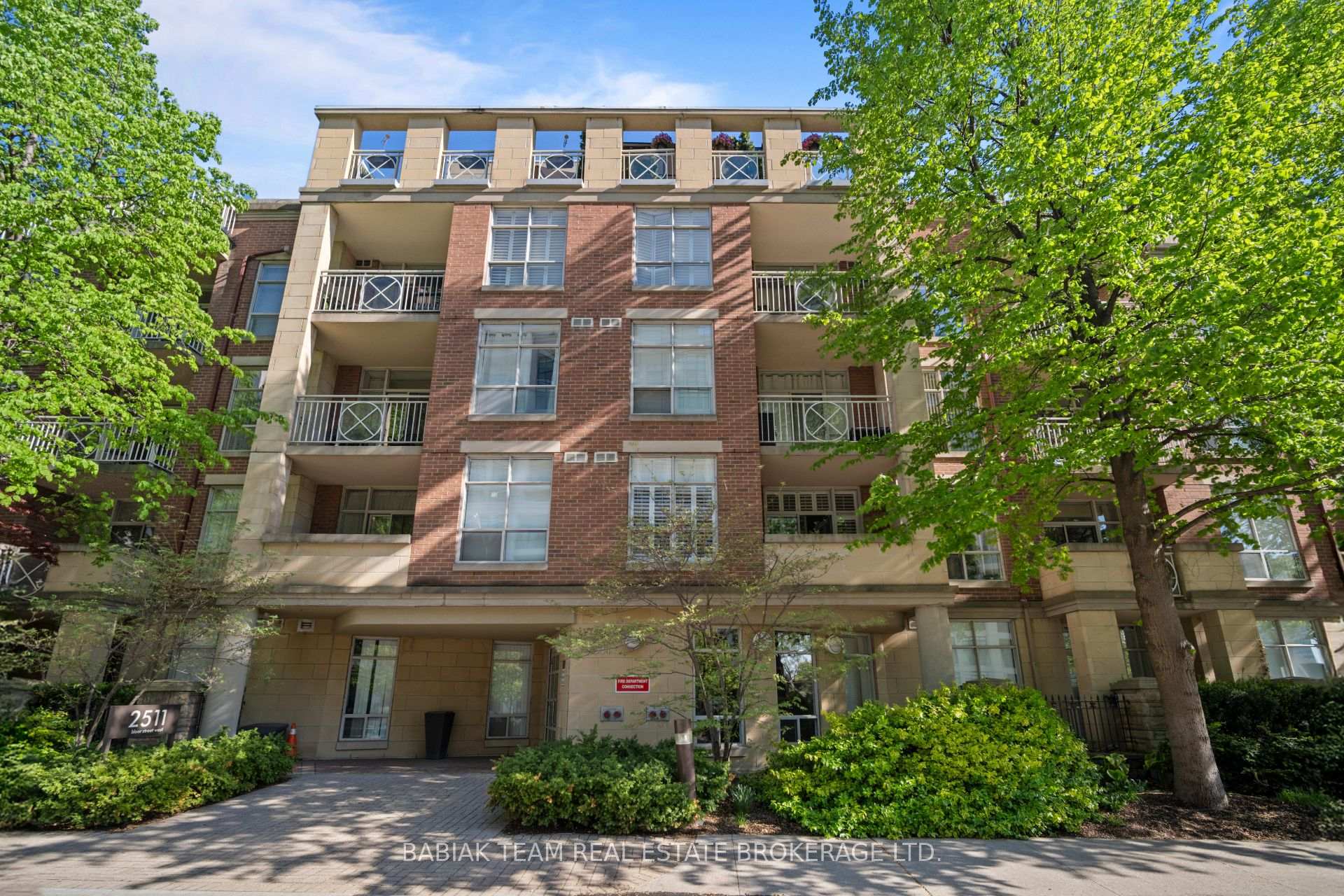 2 Bedrooms Condo at 2511 Bloor, Toronto For sale
