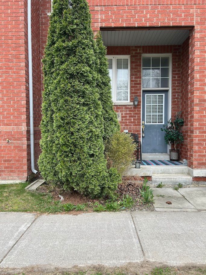 449 White's Hill Avenue