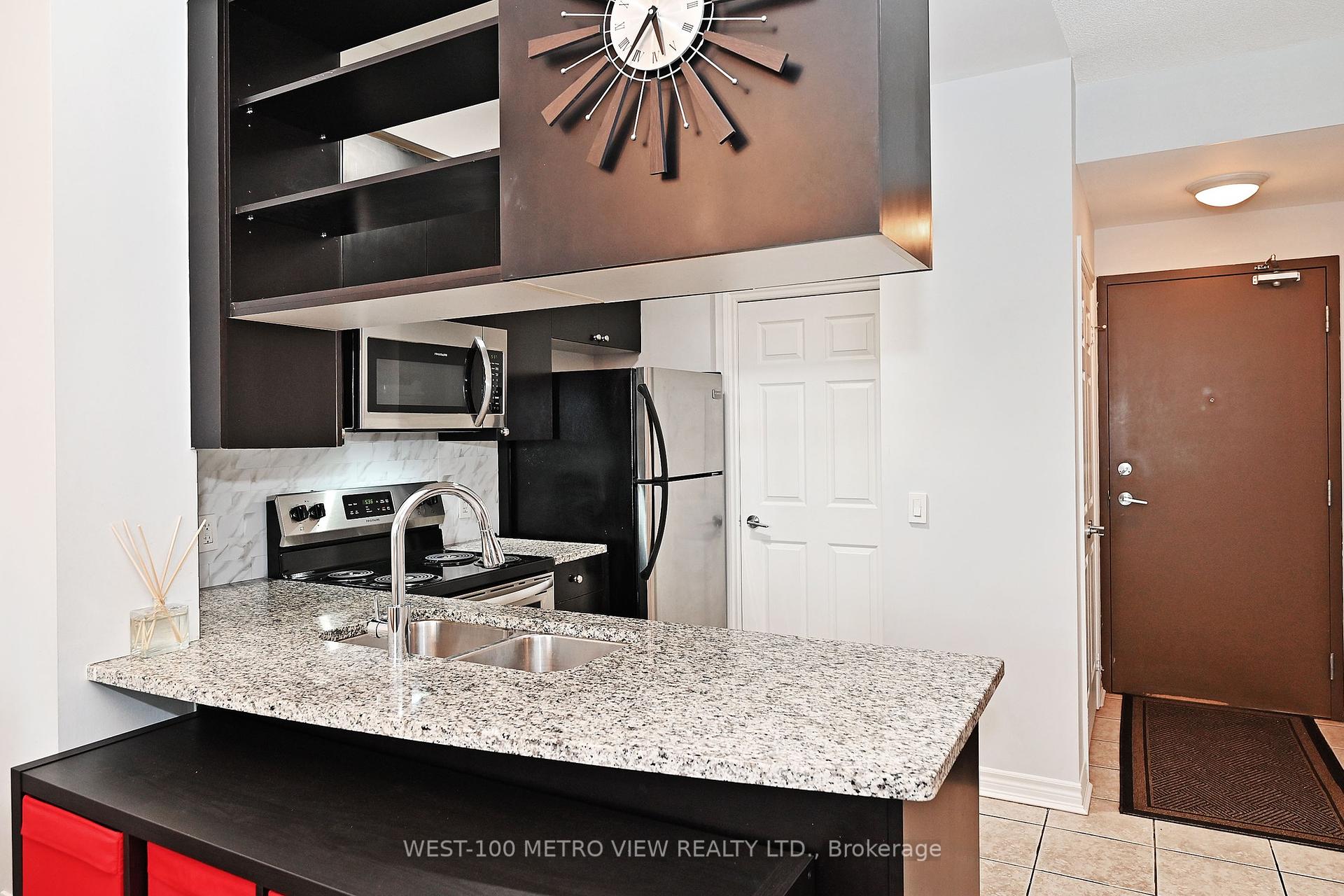 2 Bedrooms Condo at 2365 CENTRAL PARK, Oakville For sale