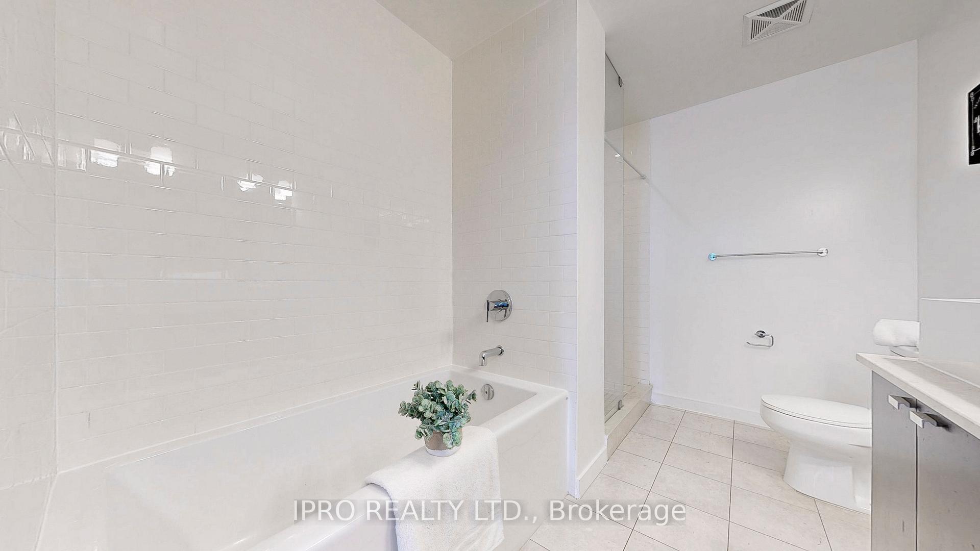 3 Bedrooms Condo at 103 The Queensway, Toronto For sale