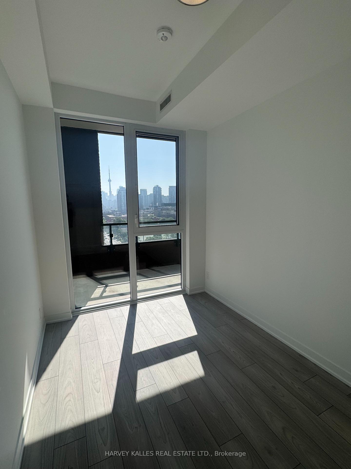 285 Dufferin Street 1109