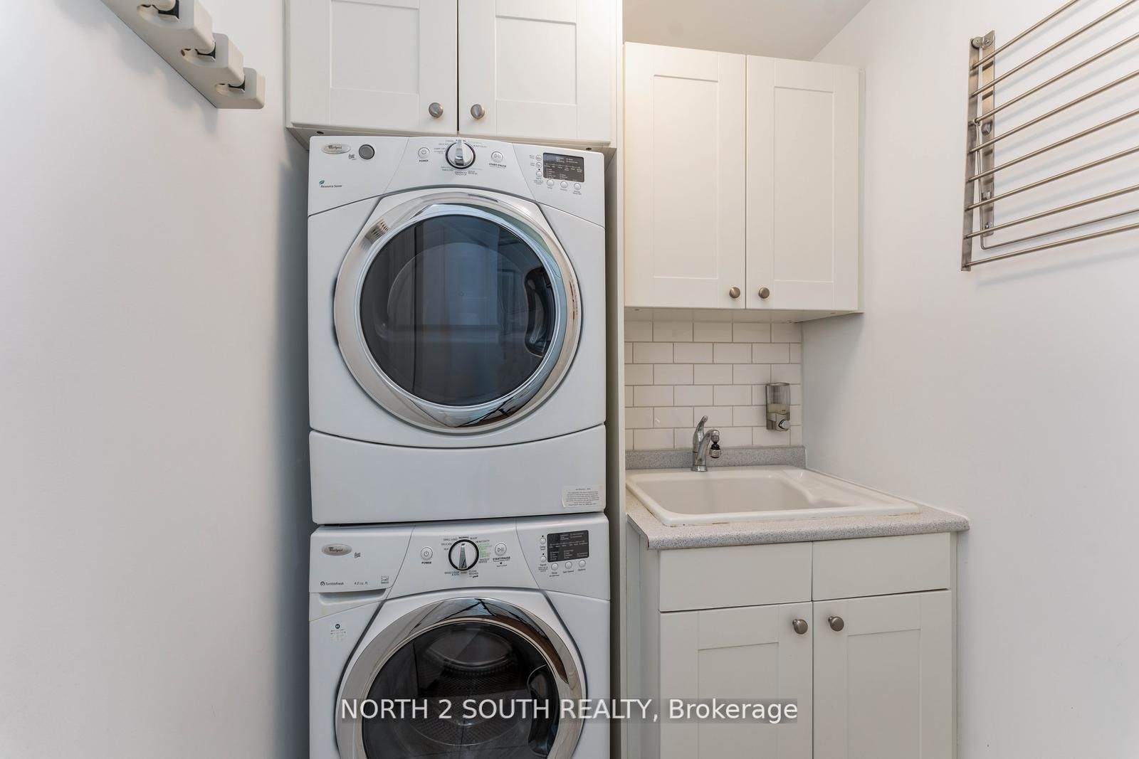 281 Woodbridge Avenue, #521