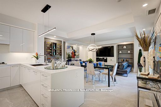 3 Southvale Drive, #301